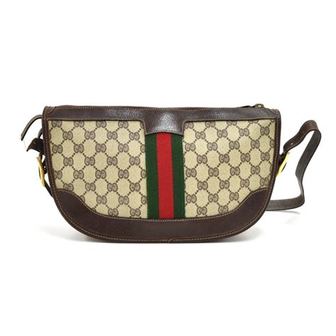 gucci vintage clutch bag.